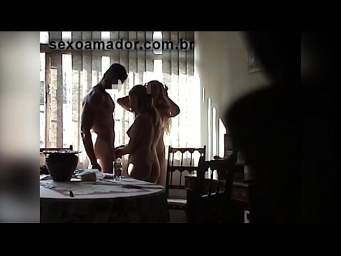 ❤️ Os amigos sexuais invitan a un home xigante e a un trío con el ️❌ Porno de calidade a nós gl.fulldesisex.ru ☑